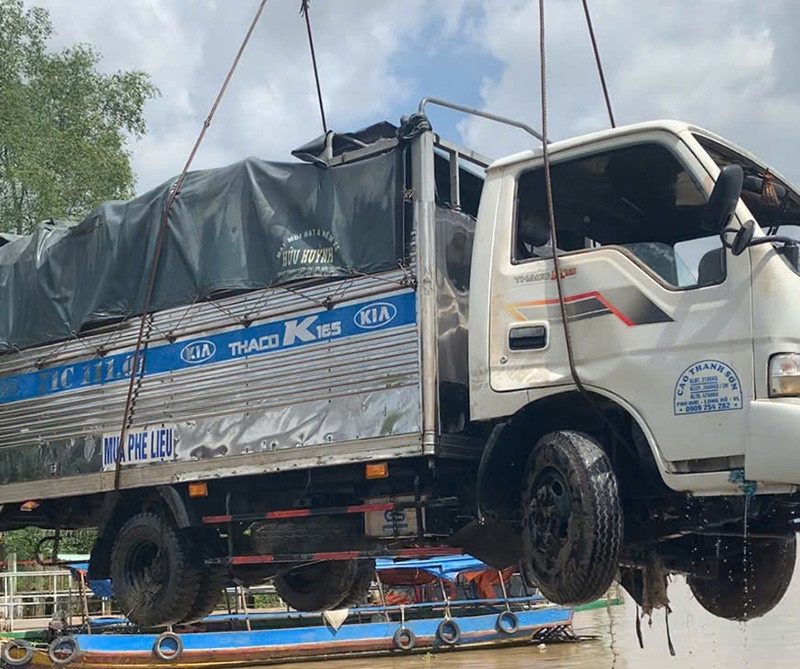 Pha xuong song Tien anh 2