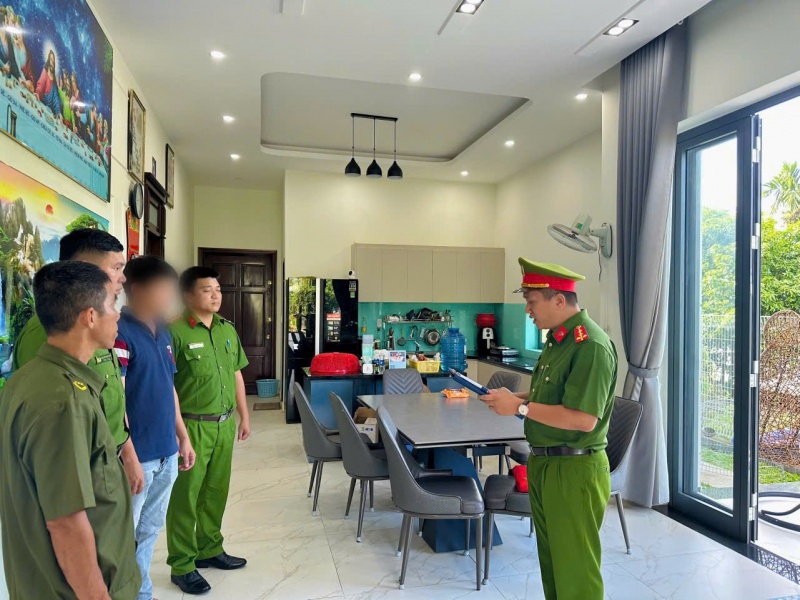 Mua ban trai phep,  Hoa don,  ky thuat Thanh Dat,  Cong ty Thanh Dat anh 1