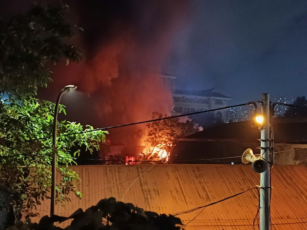 Chay nha kho Vinh Tuy anh 5