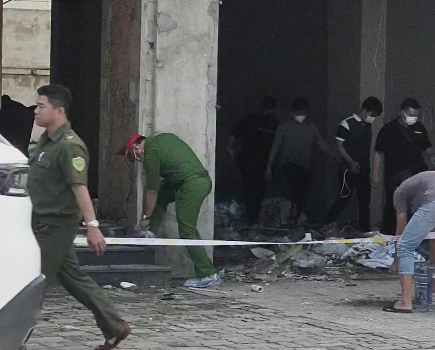 Thi the karaoke An Phu anh 1