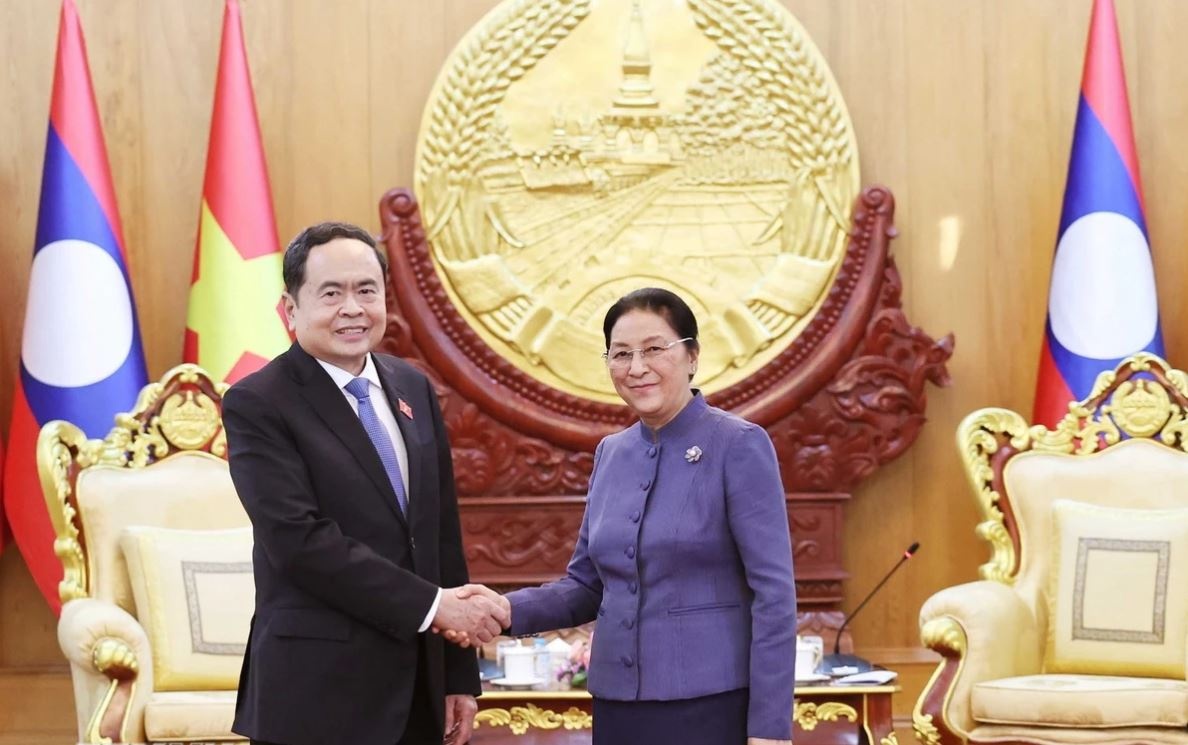 Chu tich Quoc hoi Tran Thanh Man gap lanh dao, nguyen lanh dao Lao hinh anh