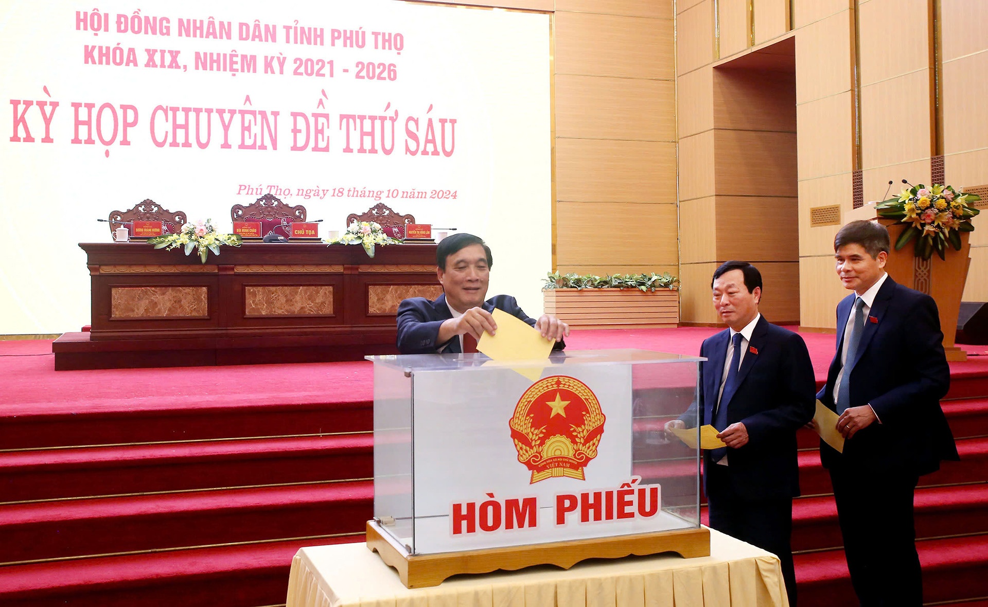 Nguyen Huy Ngoc Phu Tho anh 1