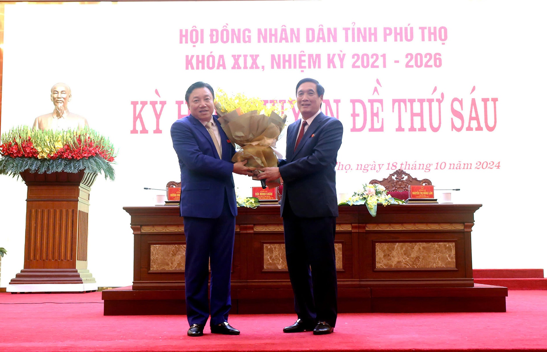 Ong Nguyen Huy Ngoc lam Pho Chu tich UBND tinh Phu Tho hinh anh