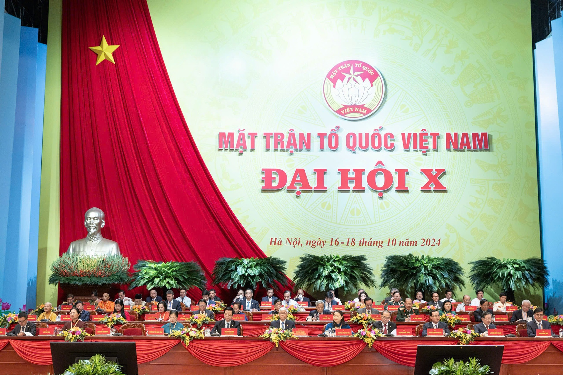 Hon 50% Uy vien Uy ban TW MTTQ Viet Nam khoa moi la nguoi ngoai Dang hinh anh