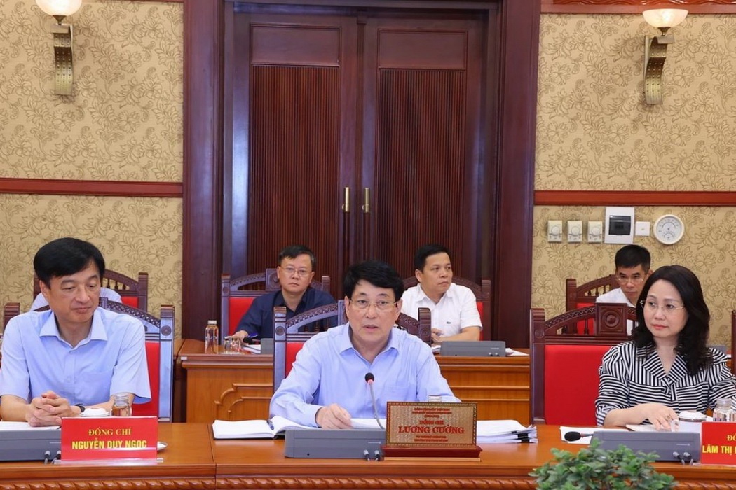 Thuong truc Ban Bi thu Luong Cuong chu tri giao ban cong tac quy 3 hinh anh