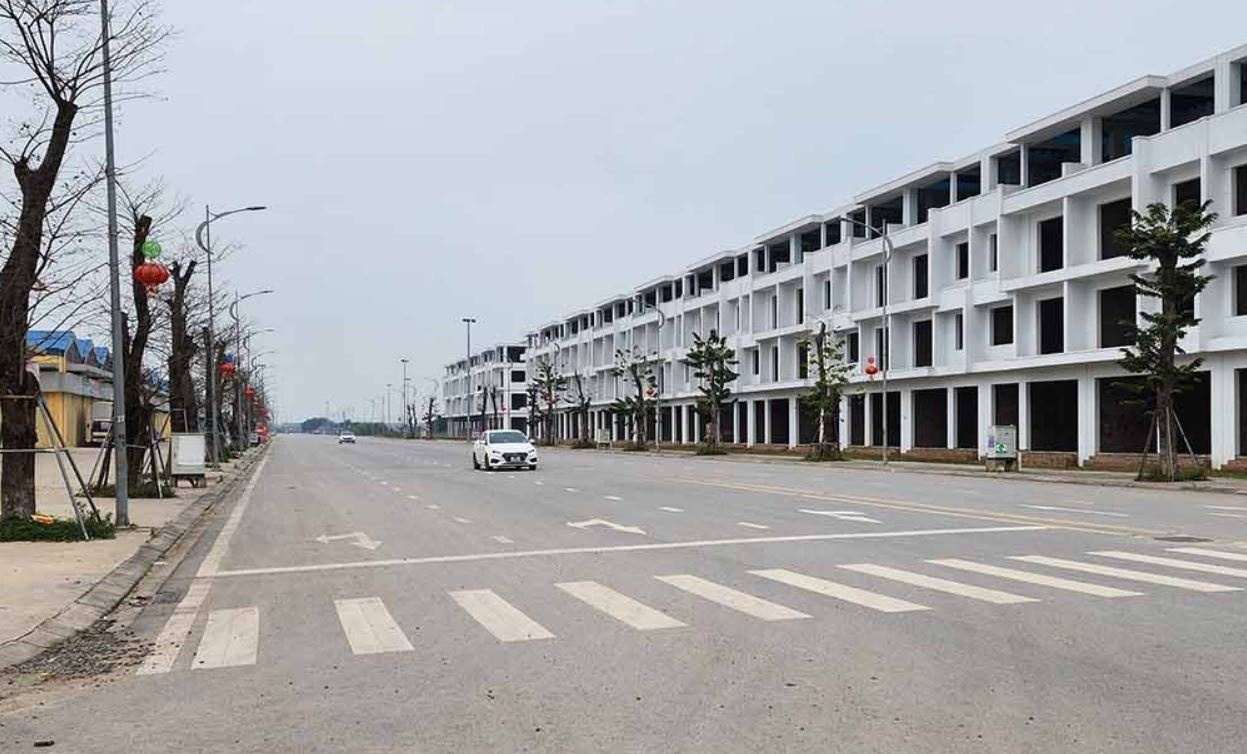 Ke bien, thu giu 1.444 so do, 534 cay vang o vu an Tap doan Phuc Son hinh anh