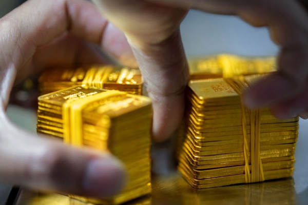 Nhan vien ngan hang tham o 246 luong vang SJC hinh anh