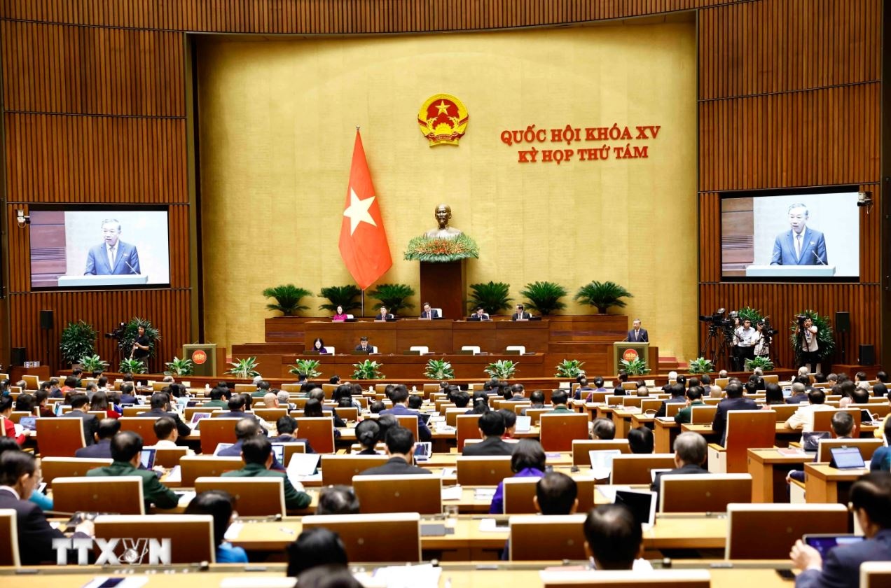 Chu tich Quoc hoi anh 2