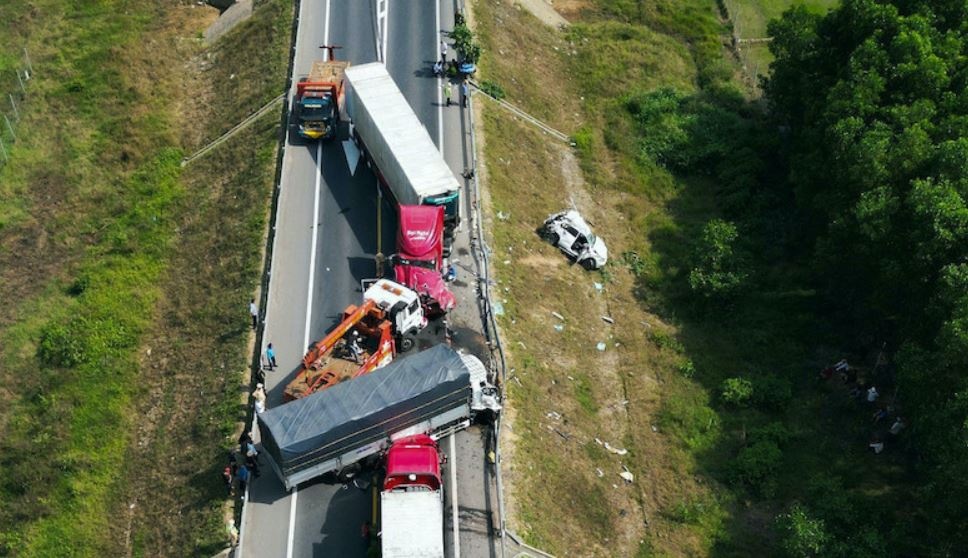 Cac tuyen cao toc hai lan duoc mo rong ra sao? hinh anh