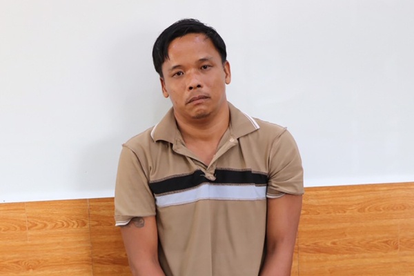 Bat ke sat hai chu no roi dung da dim xac de phi tang hinh anh