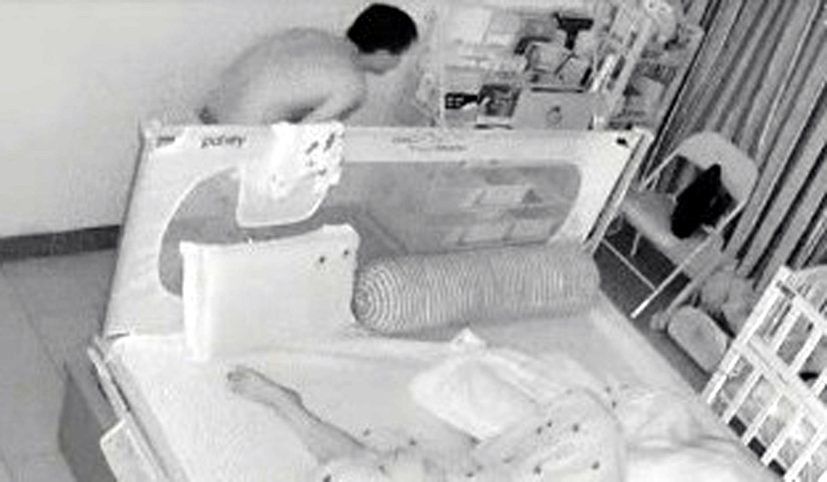 Chi mac do lot,  Dot nhap nha dan,  Ha Noi anh 2