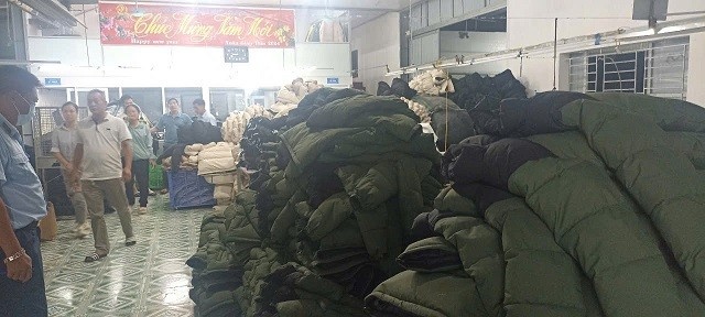 Khoi to vu an san xuat san pham gia mao nhan hieu hinh anh