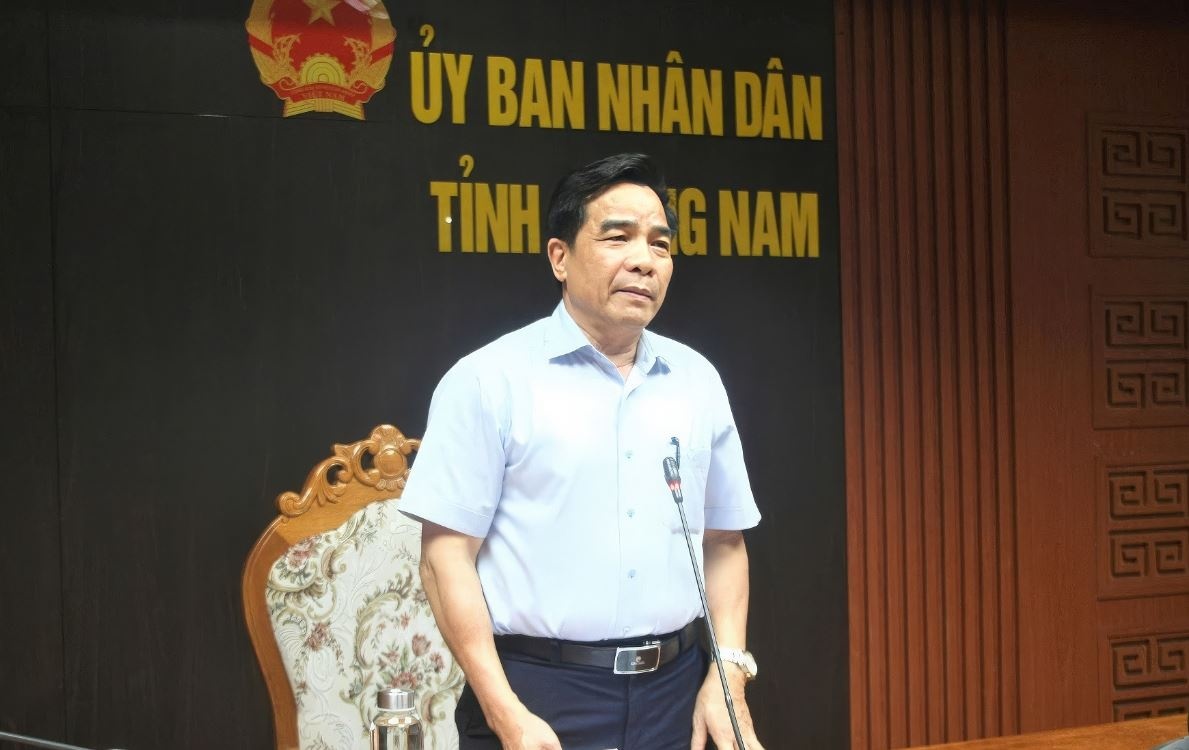 Chu tich Quang Nam: Khong muon sau bao Tra Mi, co can bo bi ky luat hinh anh