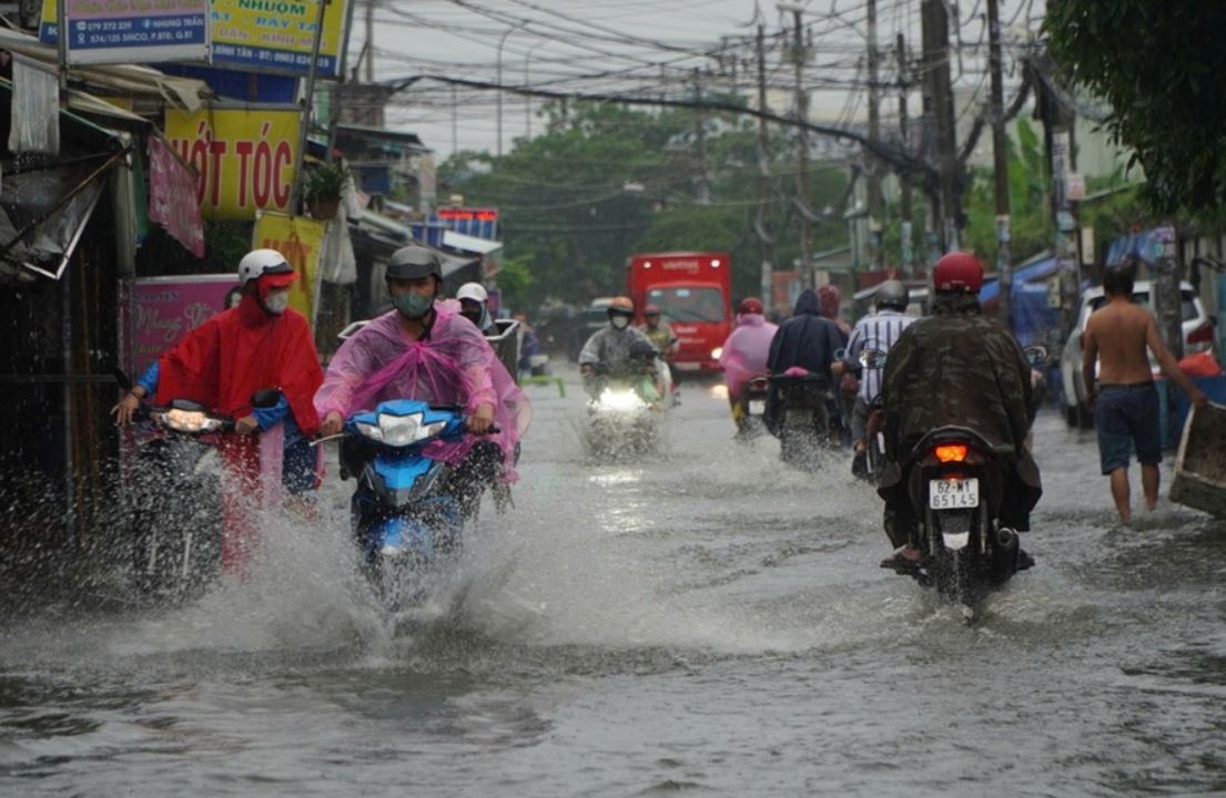 Bao Tra Mi anh huong the nao den TP.HCM va Nam Bo? hinh anh