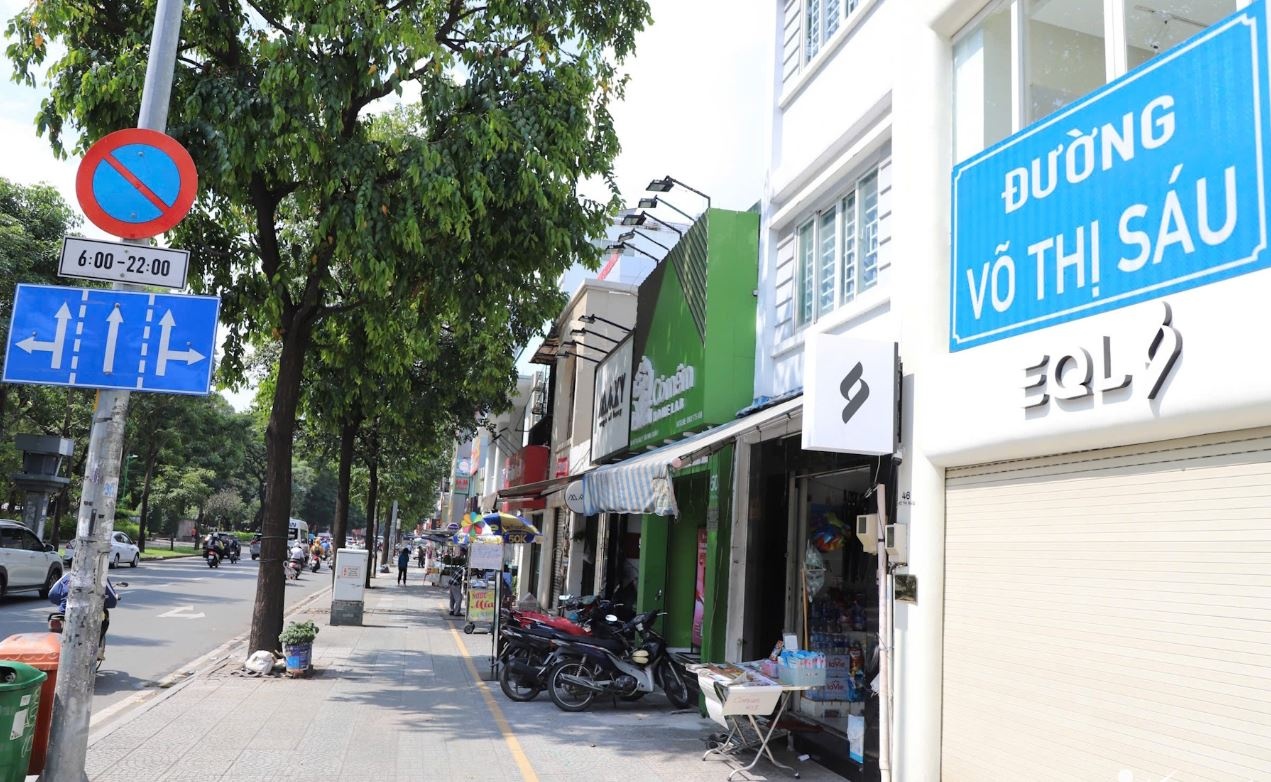 Quan trung tam TP.HCM mo rong cho thue via he len 52 tuyen duong hinh anh