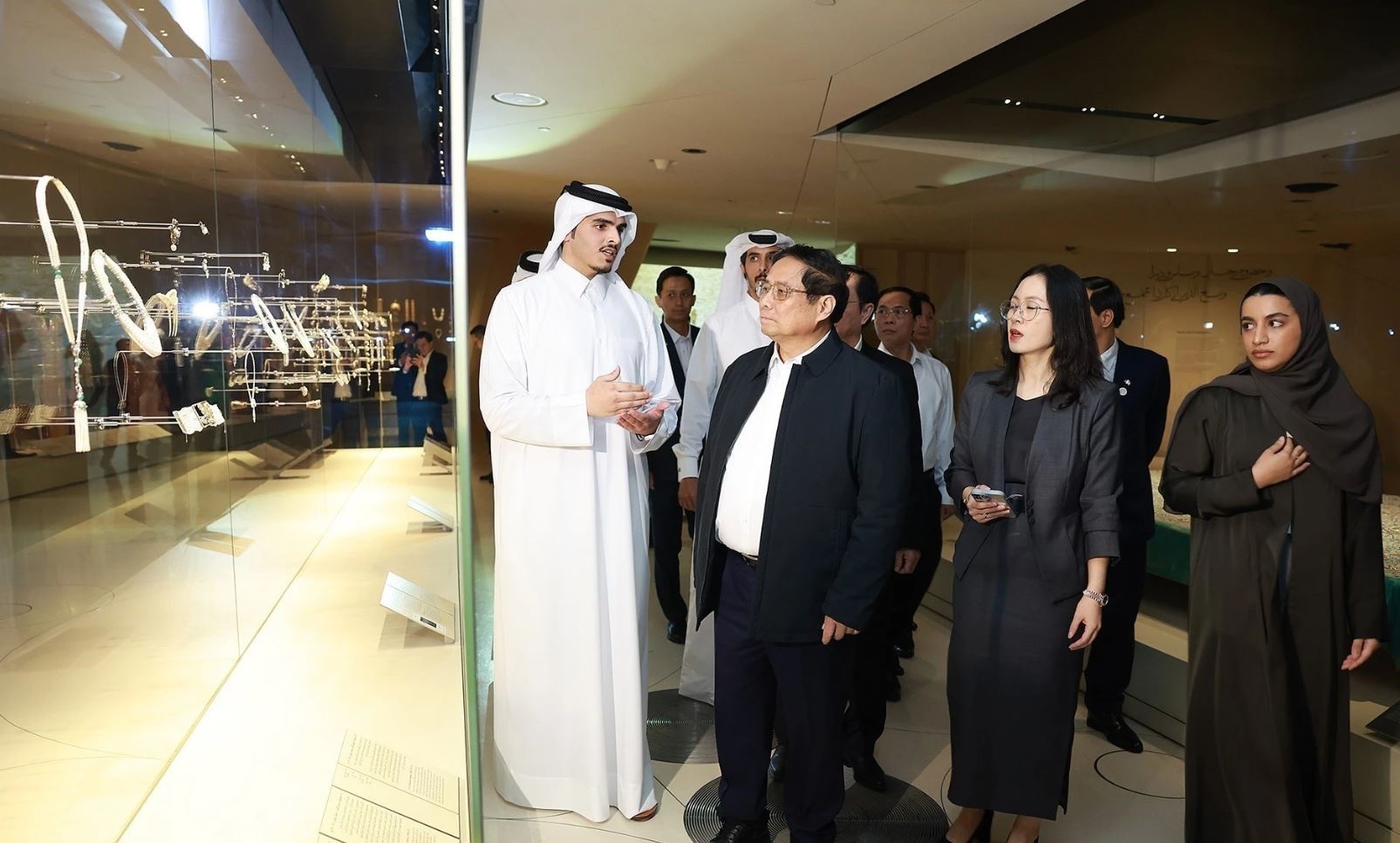 Thu tuong tham quan Bao tang Nghe thuat Hoi giao o Doha hinh anh