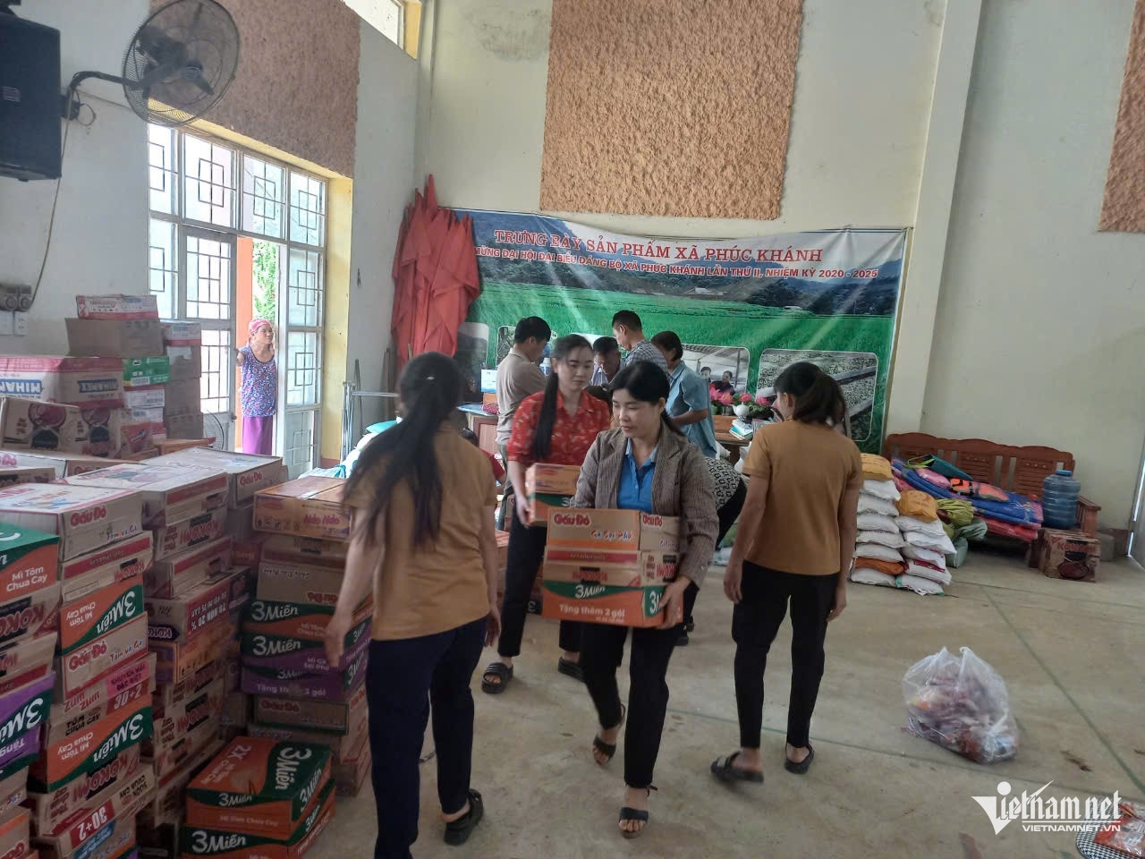 Le Thuy Lang Nu anh 1