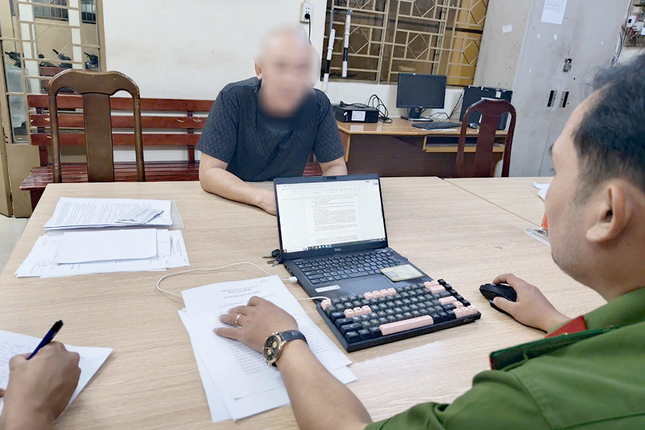 Gay tai nan,  Luc nua dem,  Bo chay anh 1