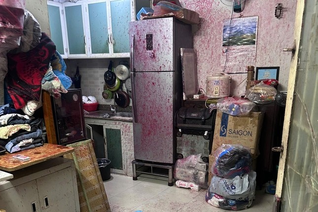 Dap cua kinh,  Tat son pha mam anh 1