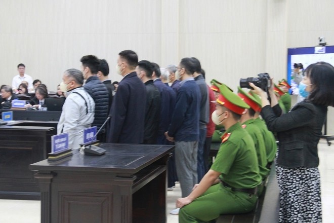 Nguyen Nhan Chien,  Nguyen Tu Quynh,  Nguyen Hanh Chung,  Cong ty AIC,  Cong ty Song Hong,  Cong ty Value anh 2