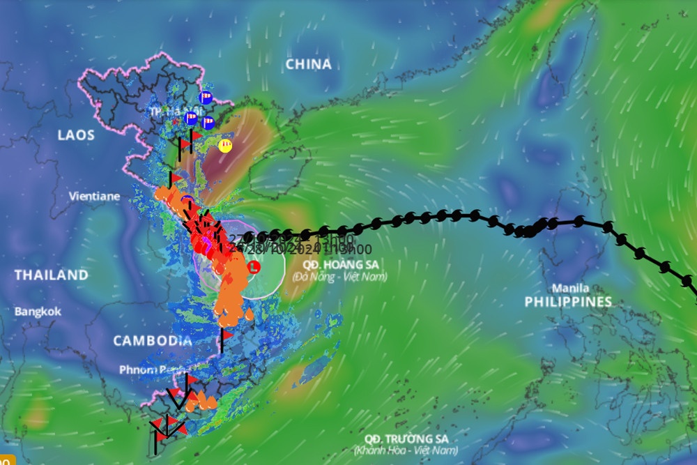 Bao so 6 suy yeu thanh ap thap nhiet doi, Trung Trung Bo con mua lon hinh anh