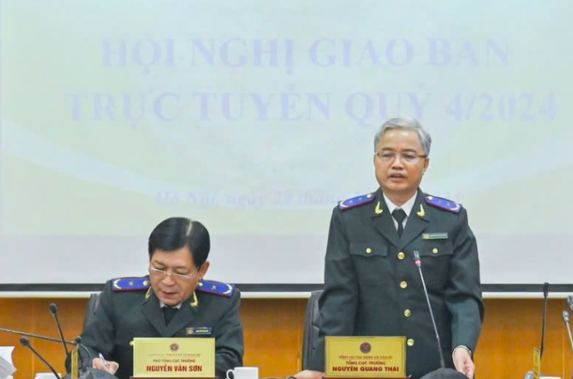 Tan Hoang Minh,   Do Anh Dung anh 1