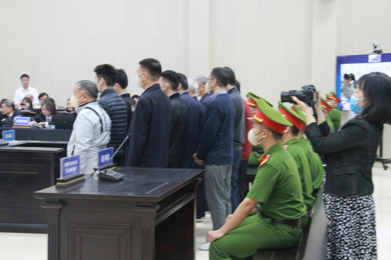 Cuu Bi thu Bac Ninh nhan nhieu ty dong tu goi thau cua doanh nghiep hinh anh