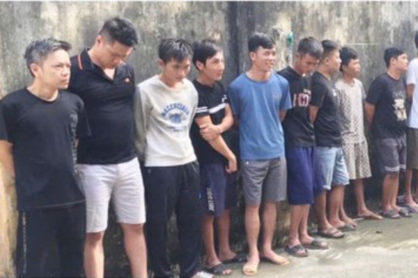 Gan 200 canh sat triet xoa 13 diem mua ban ma tuy o Thanh Hoa hinh anh