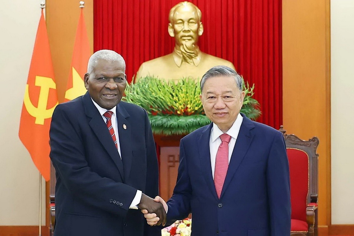 Tong Bi thu To Lam tiep Chu tich Quoc hoi Cuba hinh anh