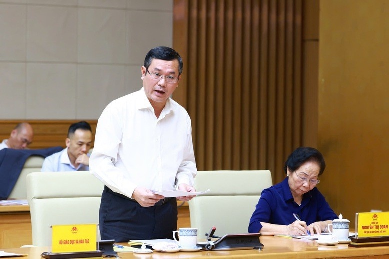 De xuat tro cap cho nha giao trong khi doi ‘bang luong cao nhat’ hinh anh