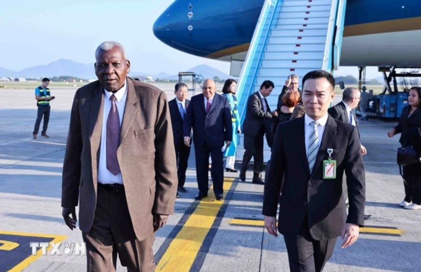 Chu tich Quoc hoi Cuba bat dau tham lam viec tai Viet Nam hinh anh