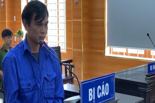 Ban hang tram tan phan bon gia, giam doc bi tuyen phat 5 nam tu hinh anh