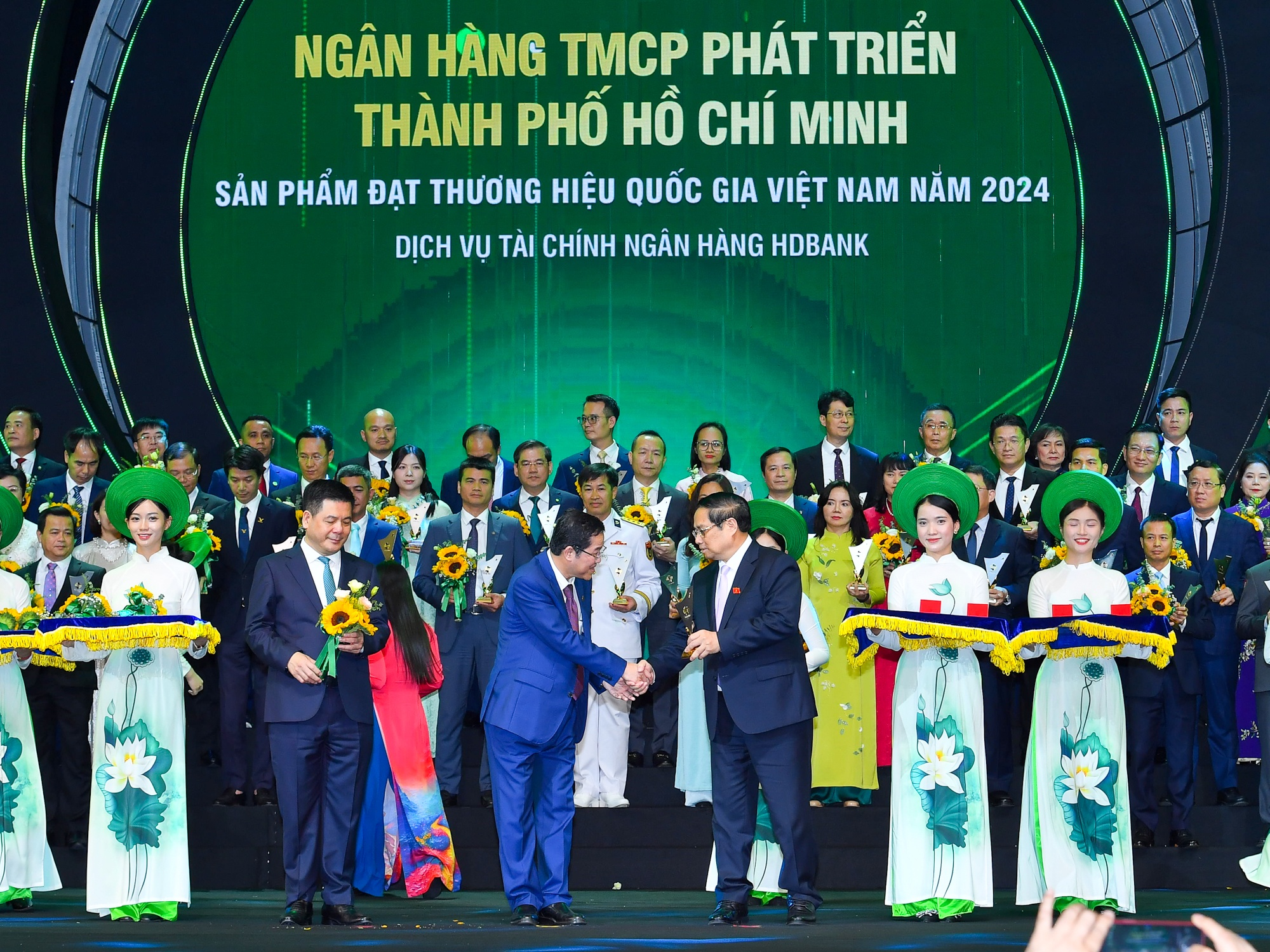 Thu tuong Pham Minh Chinh anh 3