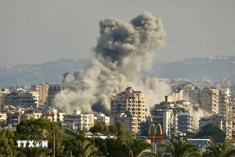 Iran phan ung viec My trien khai 'phao dai bay' B-52 toi Trung Dong hinh anh