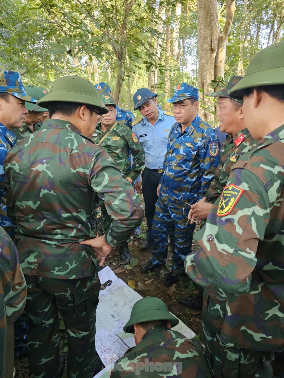 Roi may bay Yak-130 anh 11