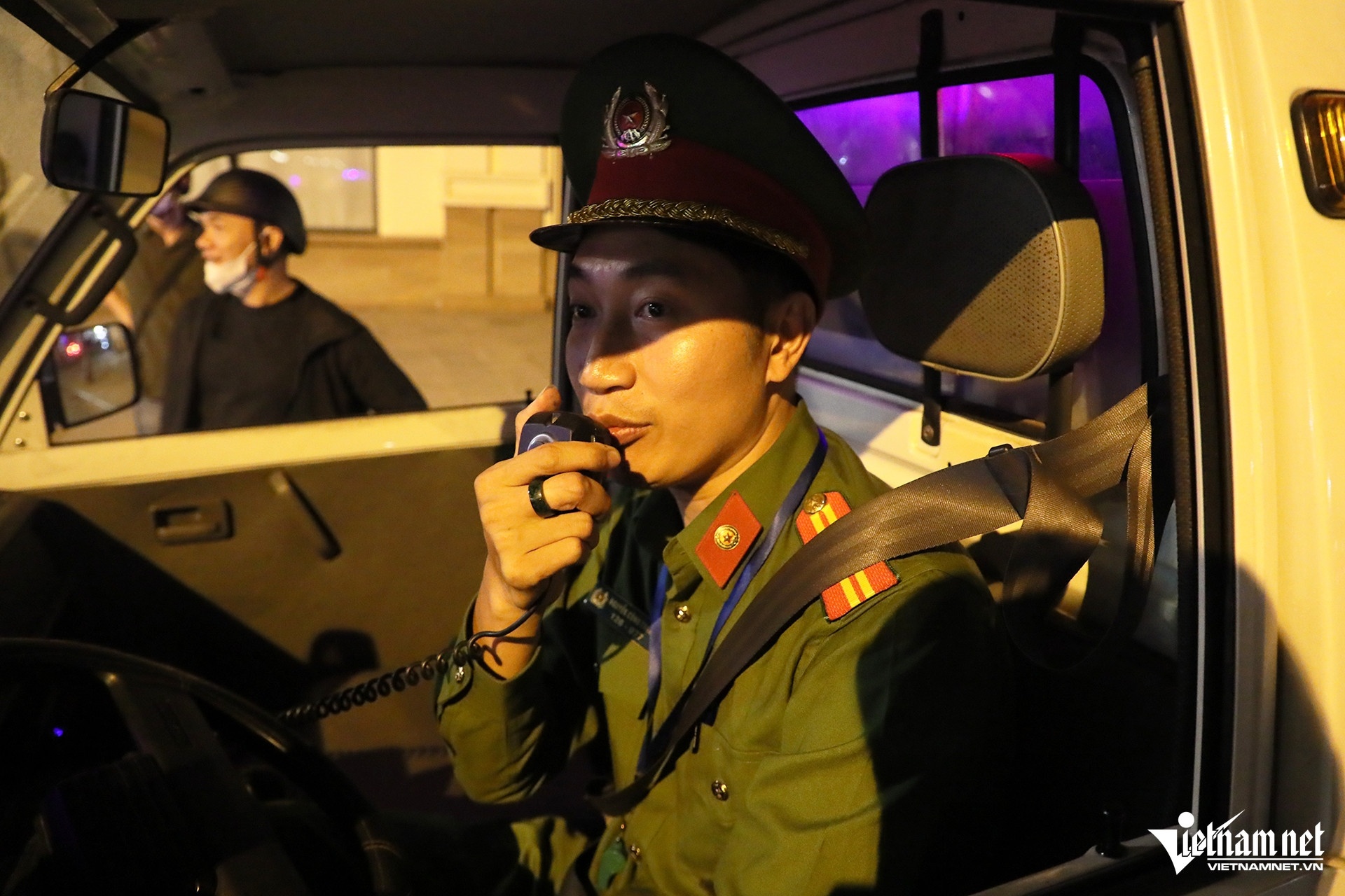 quai xe Ha Noi anh 11