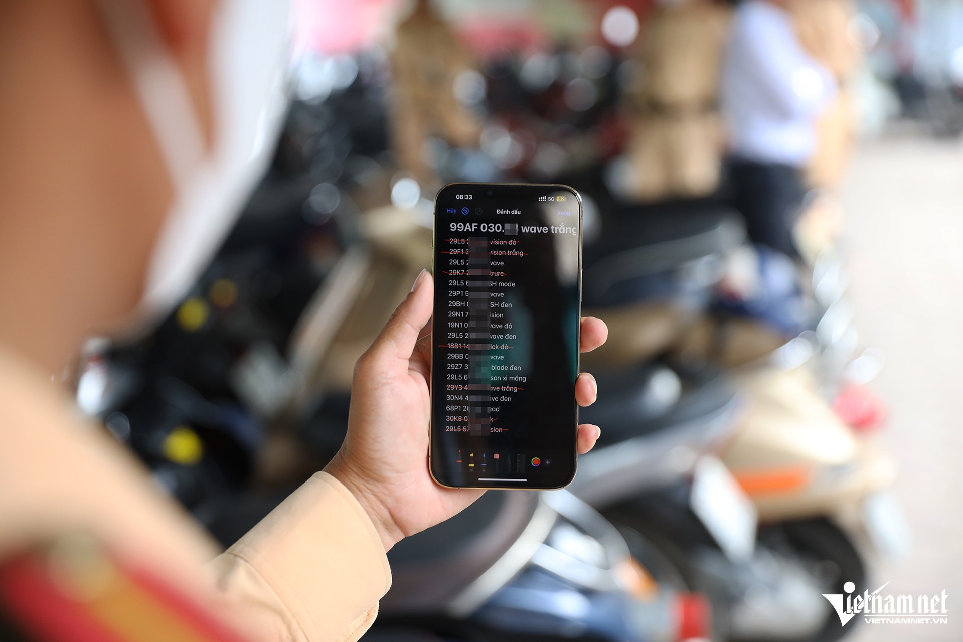 Quai xe Ha Noi anh 3