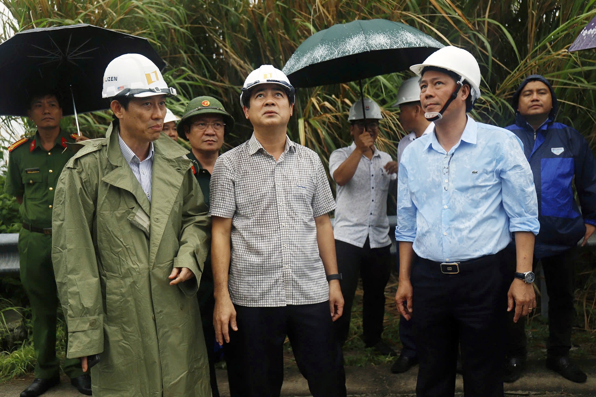 Cam duong deo Cu Hin anh 1