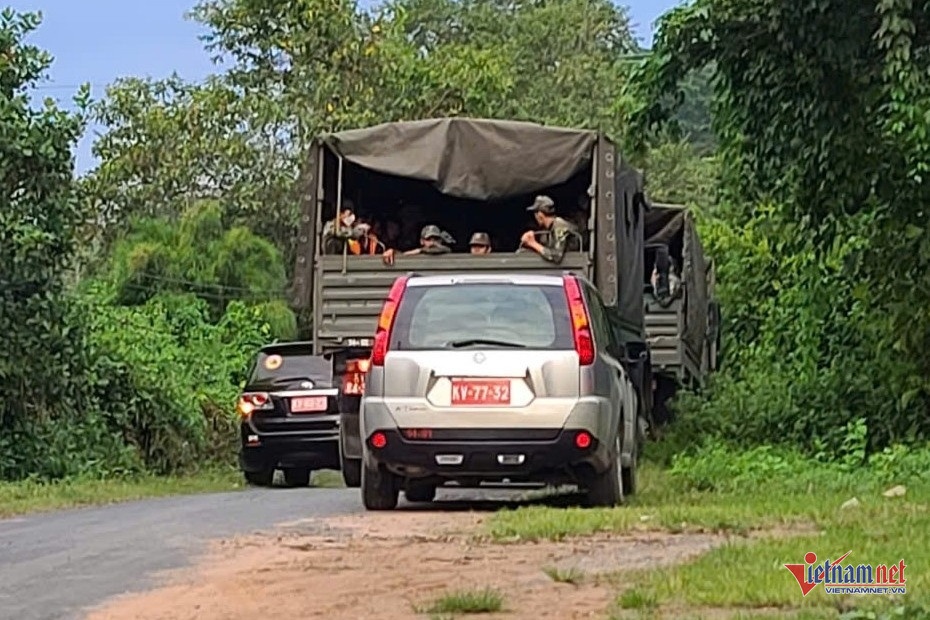 Roi may bay Yak-130 anh 1