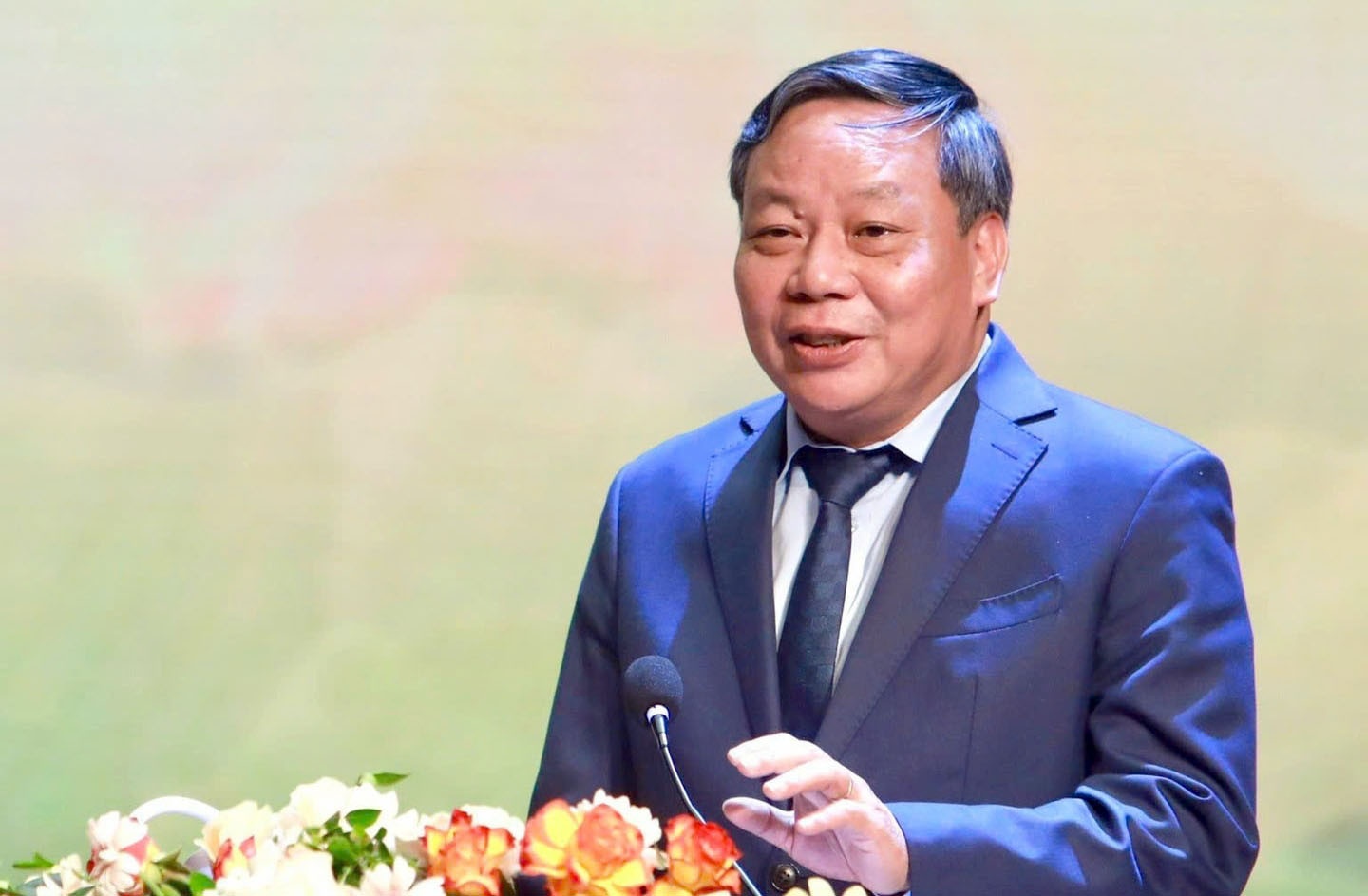 Ong Nguyen Van Phong lam Pho bi thu thuong truc Thanh uy Ha Noi hinh anh