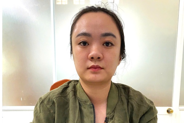 Nhan vien ngan hang lua dao 6 ty dau tu tien ao, cong an tim bi hai hinh anh