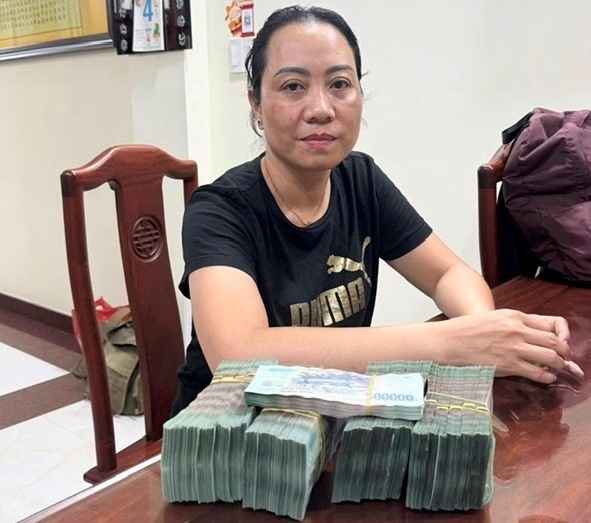 Vận chuyển,  716 viên kim cương ảnh 2 Van chuyen,  716 vien kim cuong anh 2