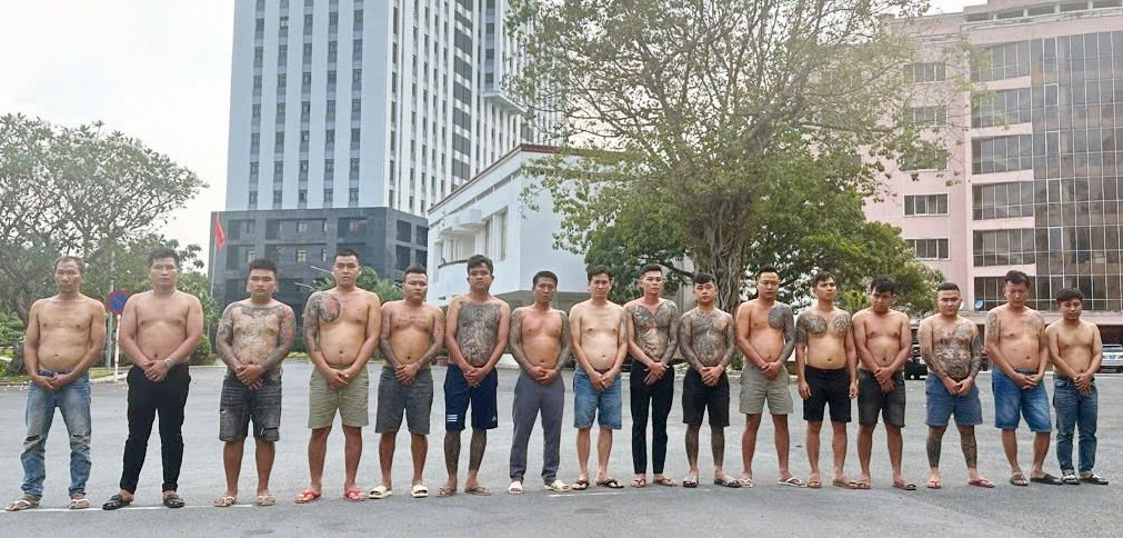 Tang tru vu khi,  Ghi lo de anh 1