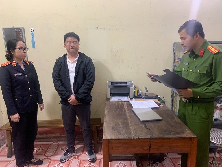 Mua ban trai phep,  Hoa don,  Cong ty Zedong,  Sporting Goods Viet Nam,  Giay da Phuc Tien,  Cong ty Dong Hung anh 1