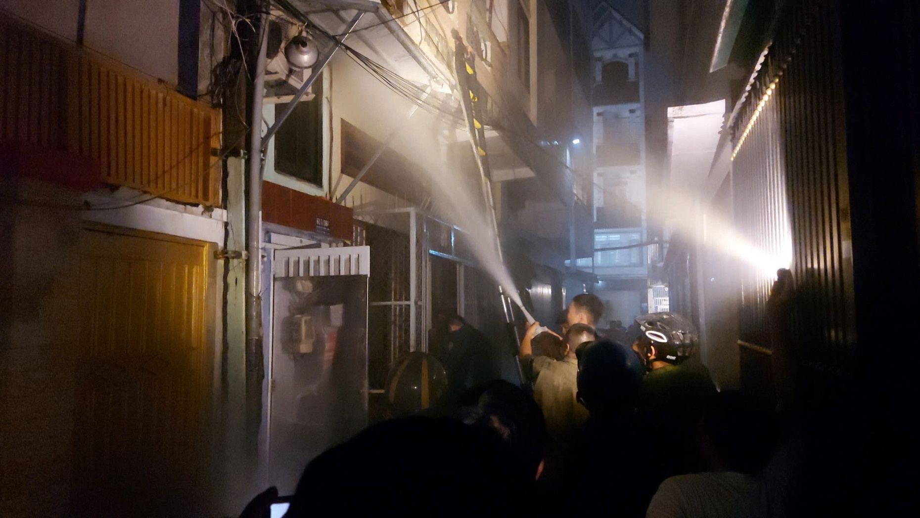 Chay trung tam TP.HCM anh 1