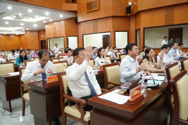 Drone khong nguoi lai TP.HCM anh 2