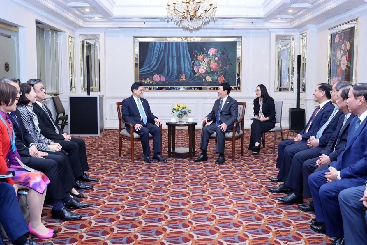 Chu tich nuoc Luong Cuong anh 2