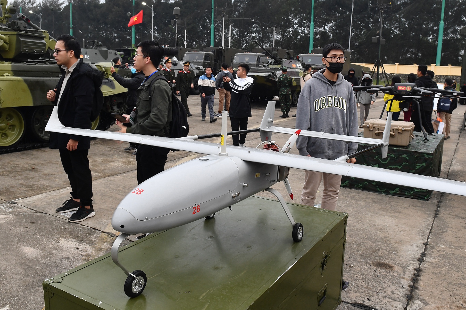 Trien lam Quoc phong anh 3