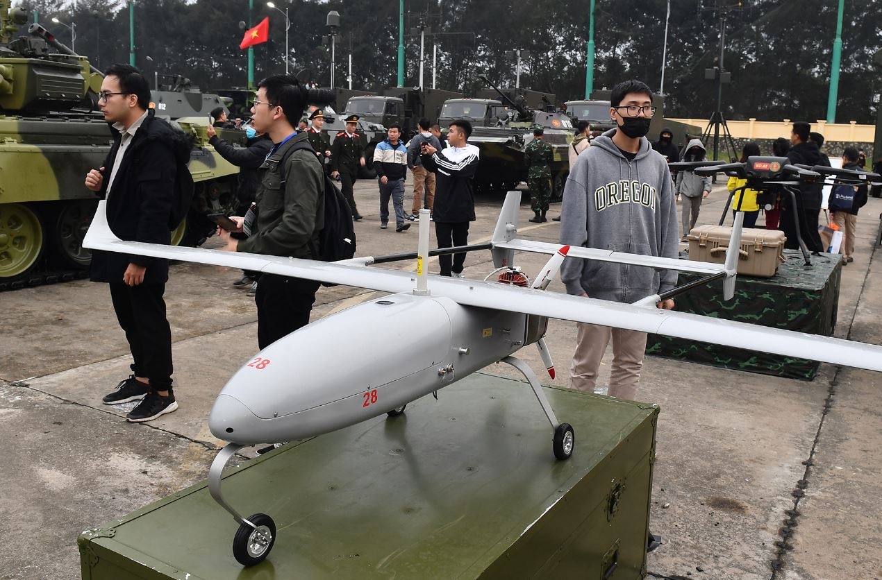 27 nuoc tham gia trien lam quoc phong o Ha Noi hinh anh