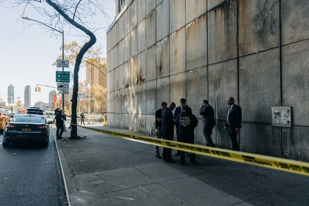 Dam dao chet nguoi o Manhattan hinh anh